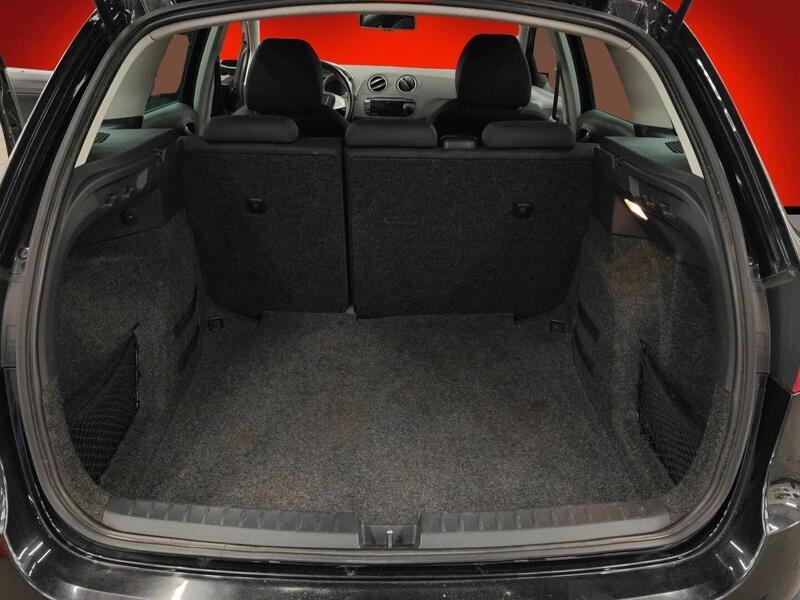 SEAT Ibiza ST vaihtoauto