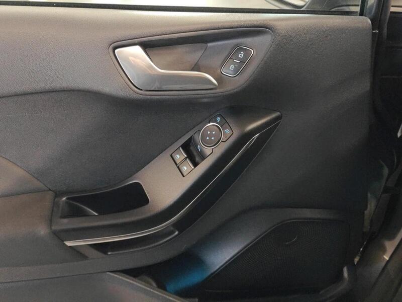 Ford Fiesta vaihtoauto