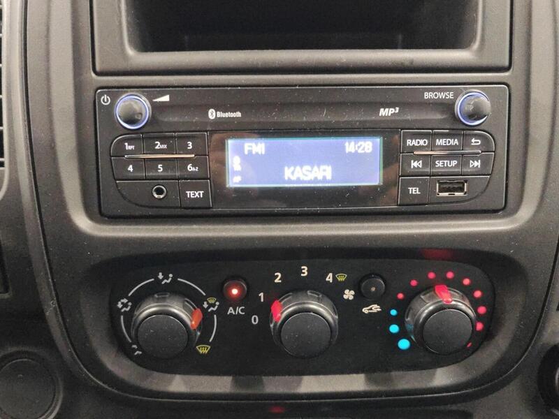 Opel Vivaro vaihtoauto