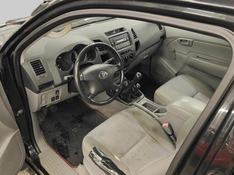 Toyota Hilux vaihtoauto