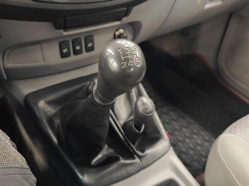 Toyota Hilux vaihtoauto