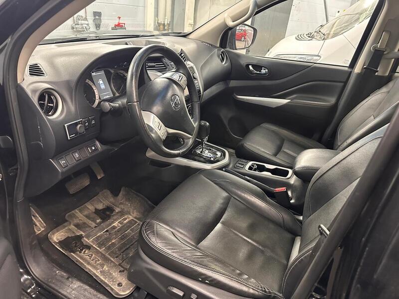 Nissan Navara vaihtoauto