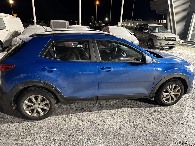 Kia Stonic vaihtoauto