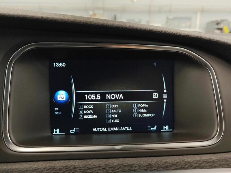 Volvo V40 Cross Country vaihtoauto