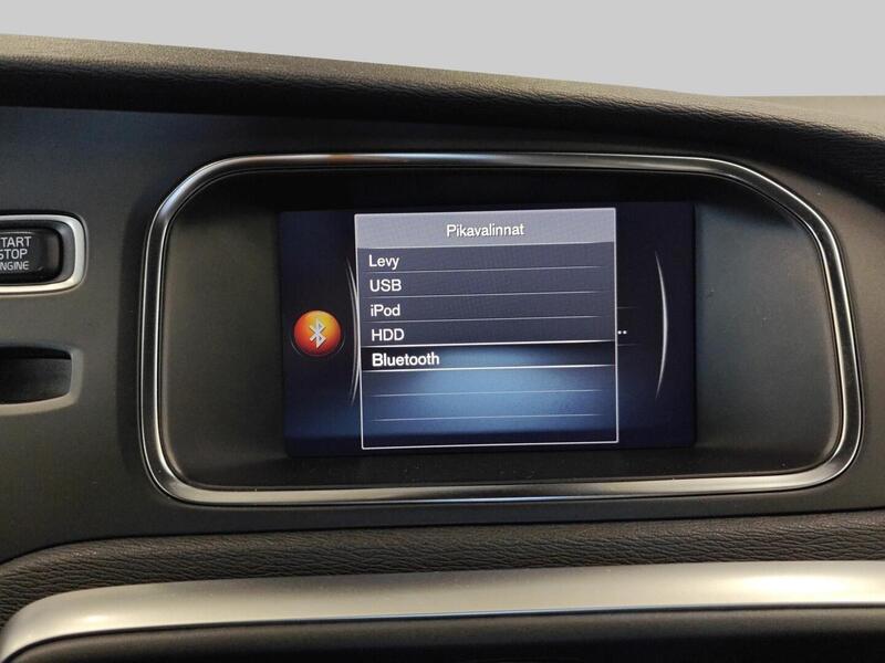 Volvo V40 Cross Country vaihtoauto