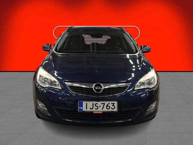 Opel Astra vaihtoauto
