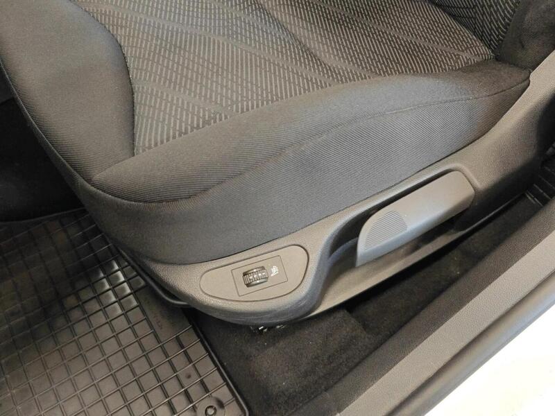 Peugeot 308 vaihtoauto