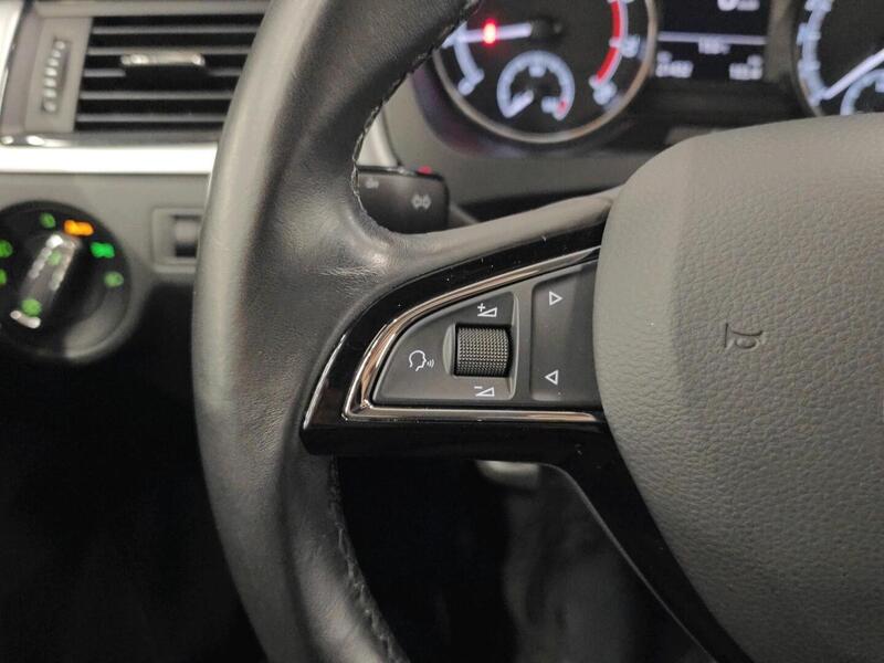 Skoda Rapid vaihtoauto