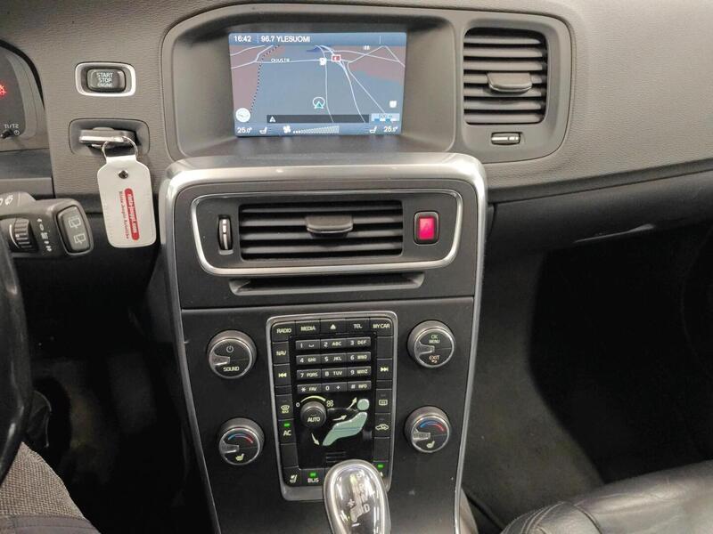 Volvo V60 vaihtoauto