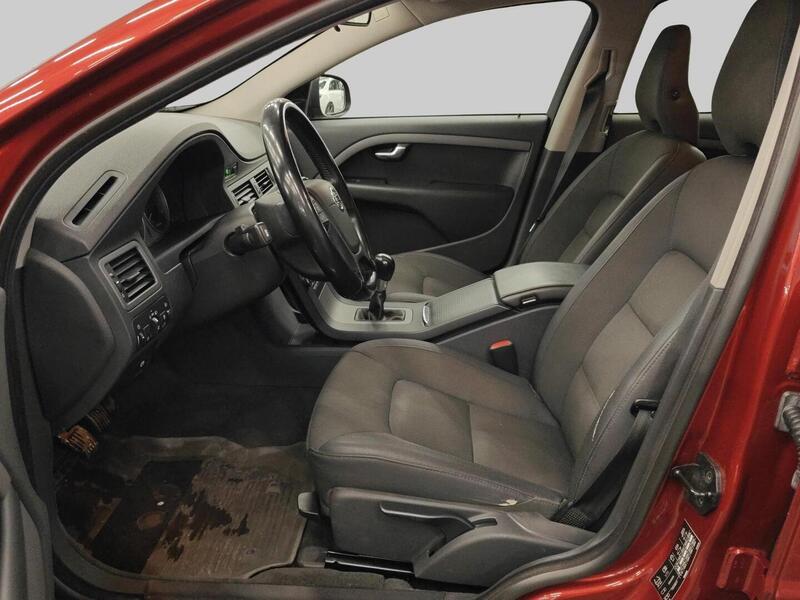 Volvo V70 vaihtoauto