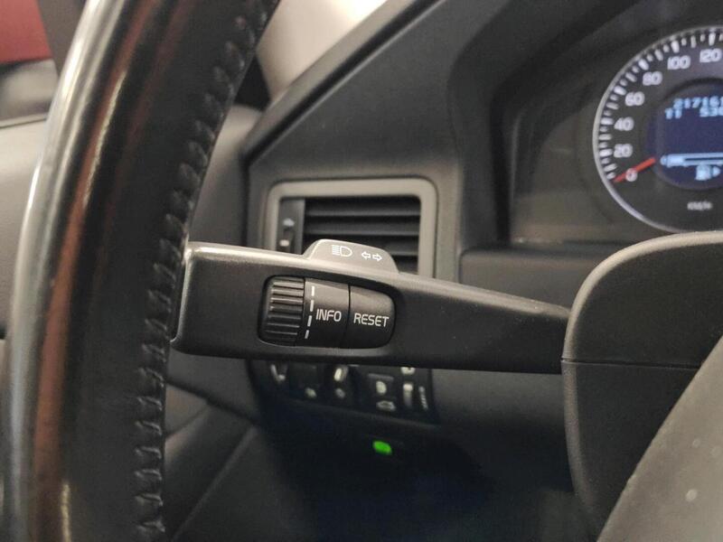 Volvo V70 vaihtoauto