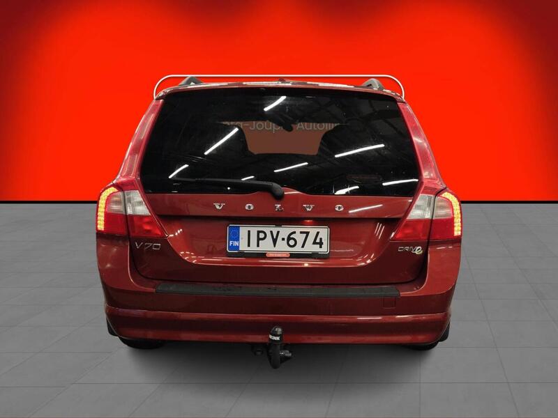 Volvo V70 vaihtoauto