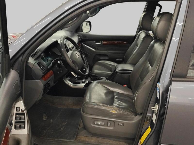 Toyota Land Cruiser vaihtoauto