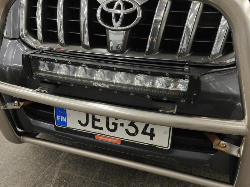 Toyota Land Cruiser vaihtoauto