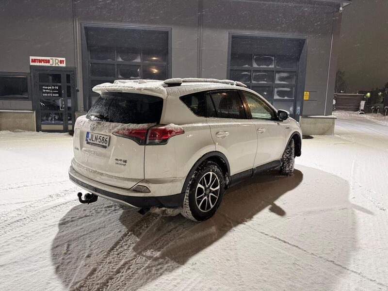 Toyota RAV4 vaihtoauto