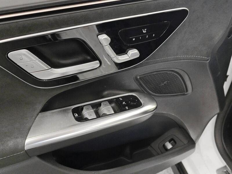Mercedes-Benz EQE vaihtoauto