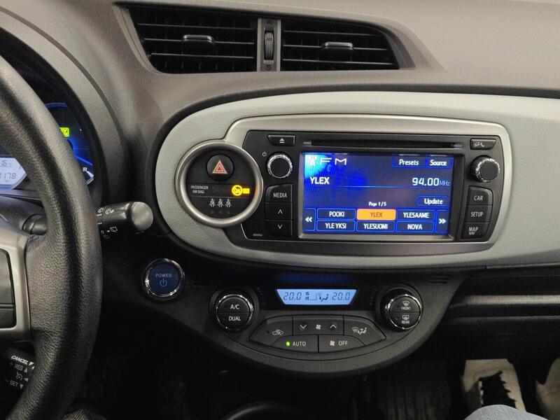 Toyota Yaris vaihtoauto