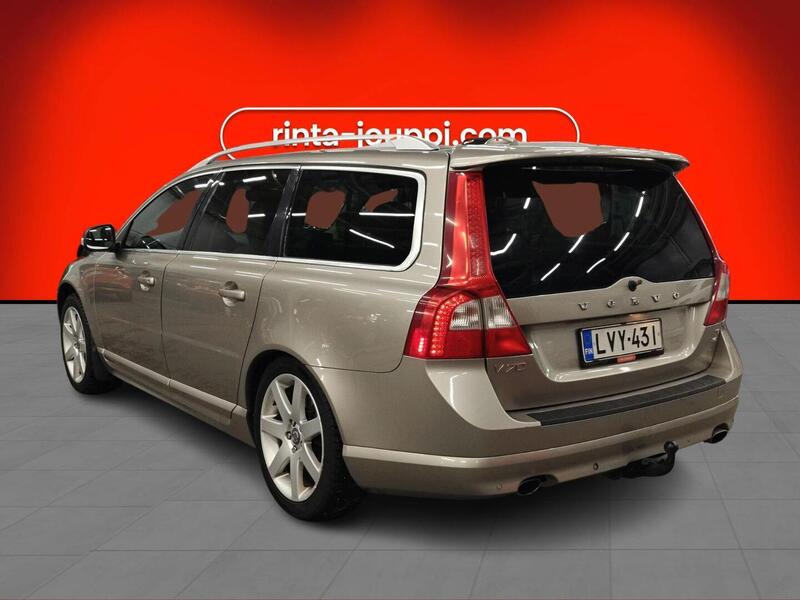 Volvo V70 vaihtoauto