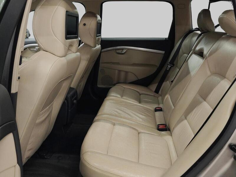 Volvo V70 vaihtoauto