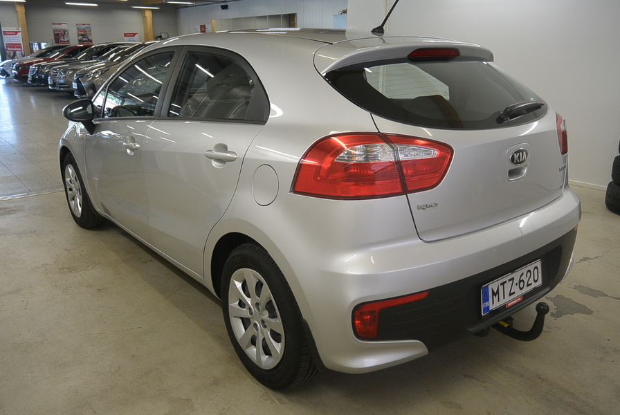 Kia Rio vaihtoauto