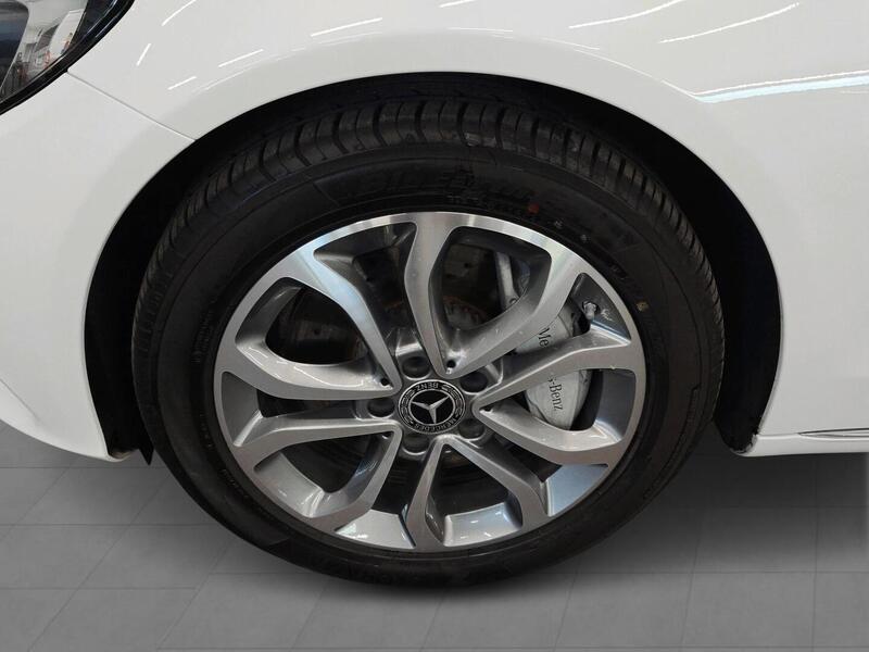 Mercedes-Benz C vaihtoauto