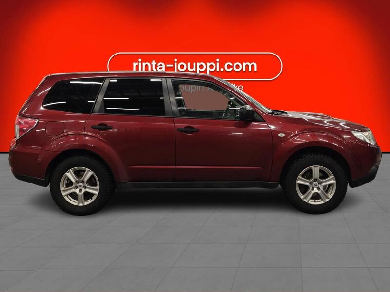 Subaru Forester vaihtoauto