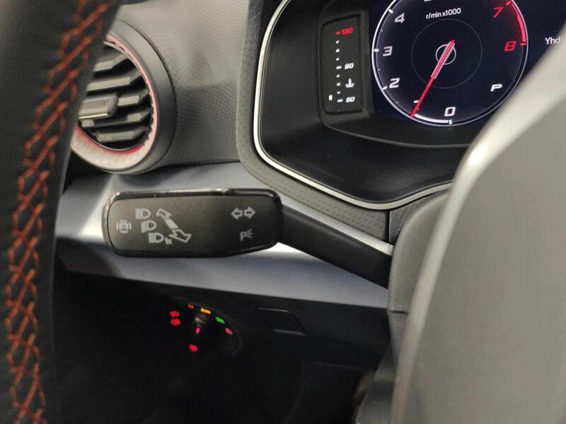 SEAT Arona vaihtoauto