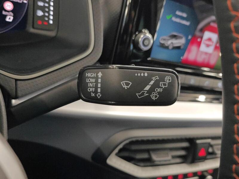 SEAT Arona vaihtoauto