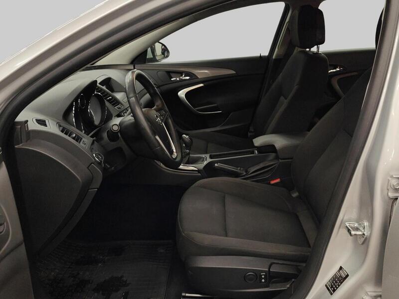 Opel Insignia vaihtoauto