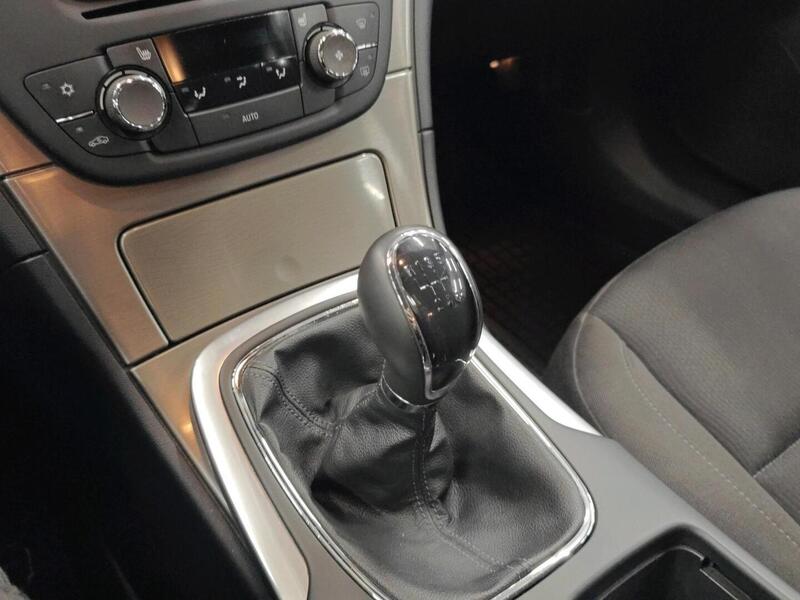 Opel Insignia vaihtoauto