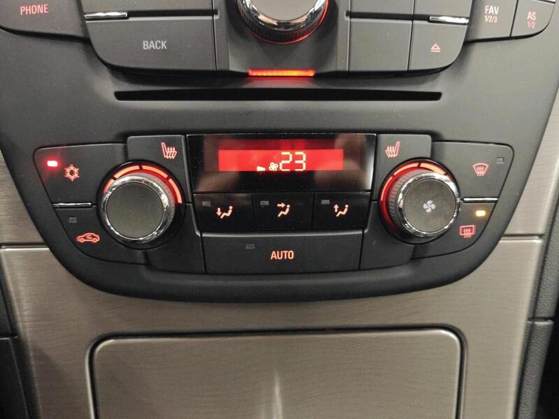 Opel Insignia vaihtoauto