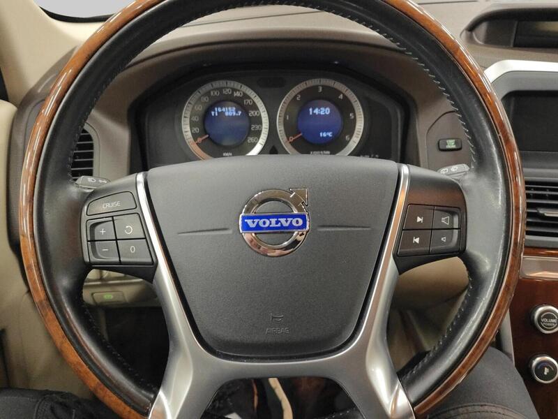 Volvo XC60 vaihtoauto