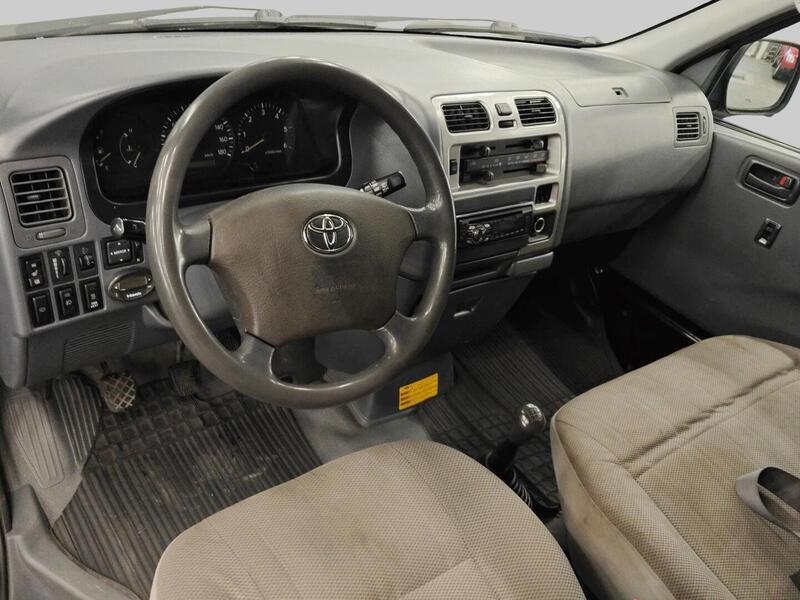 Toyota Hiace vaihtoauto