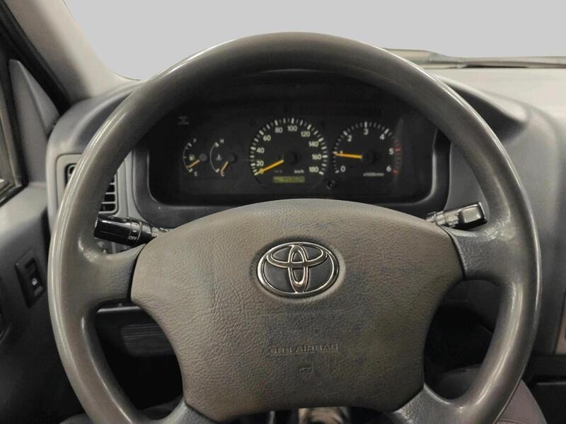 Toyota Hiace vaihtoauto