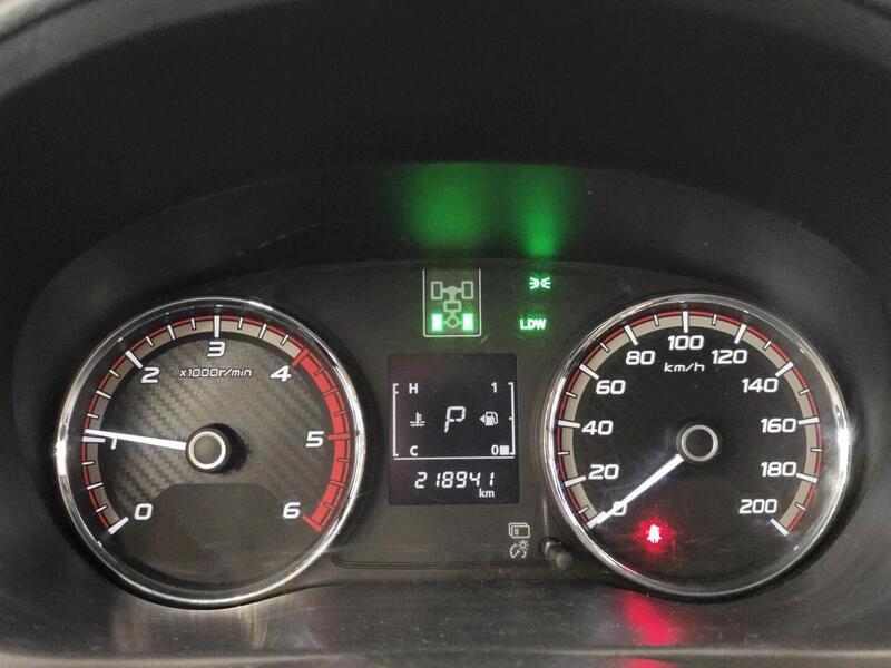 Mitsubishi L200 vaihtoauto