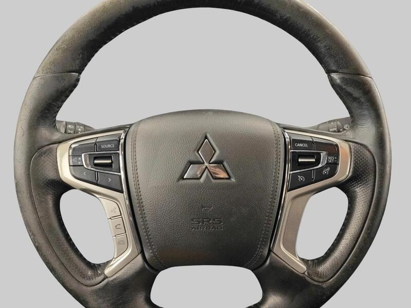 Mitsubishi L200 vaihtoauto