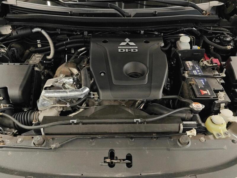 Mitsubishi L200 vaihtoauto