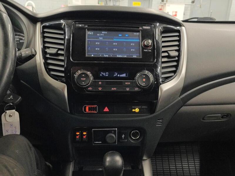 Mitsubishi L200 vaihtoauto