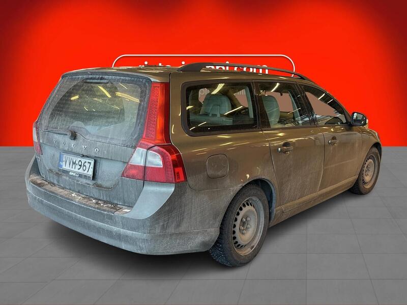 Volvo V70 vaihtoauto