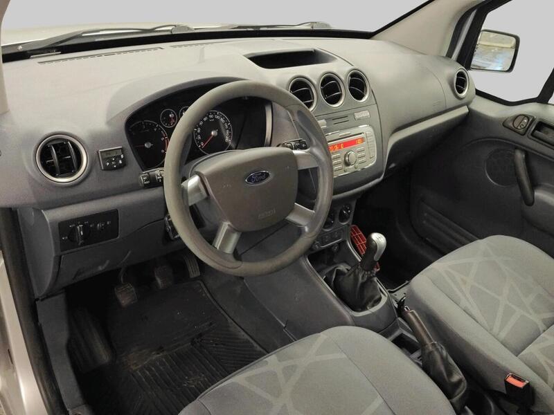 Ford Tourneo Connect vaihtoauto