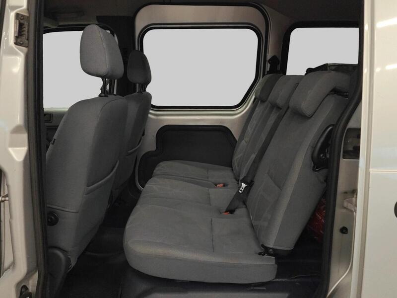 Ford Tourneo Connect vaihtoauto