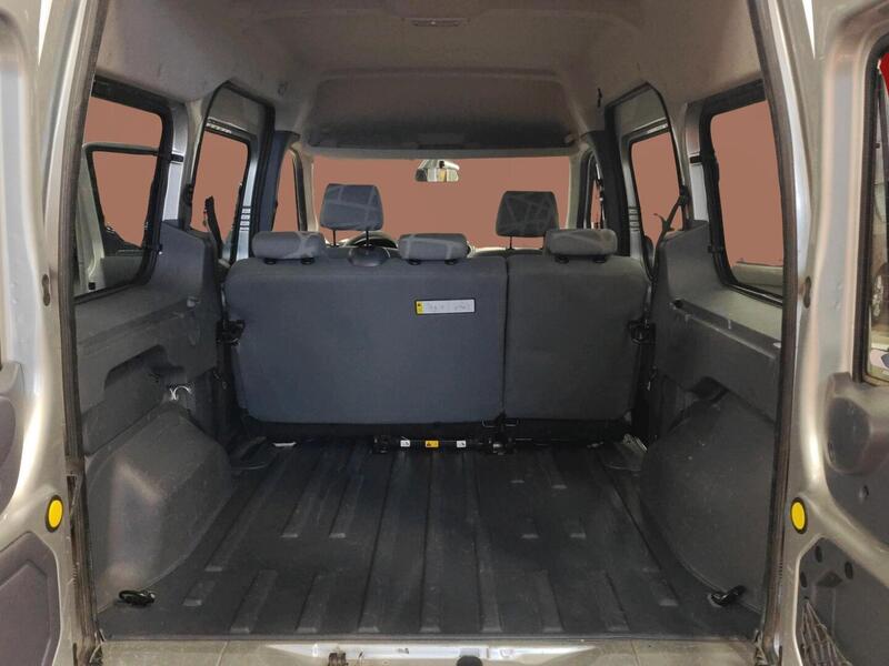 Ford Tourneo Connect vaihtoauto