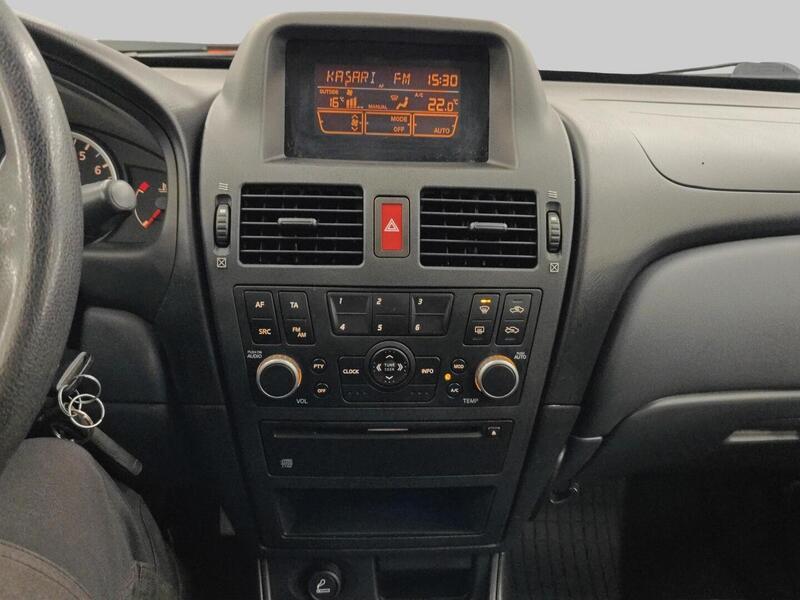 Nissan Almera vaihtoauto