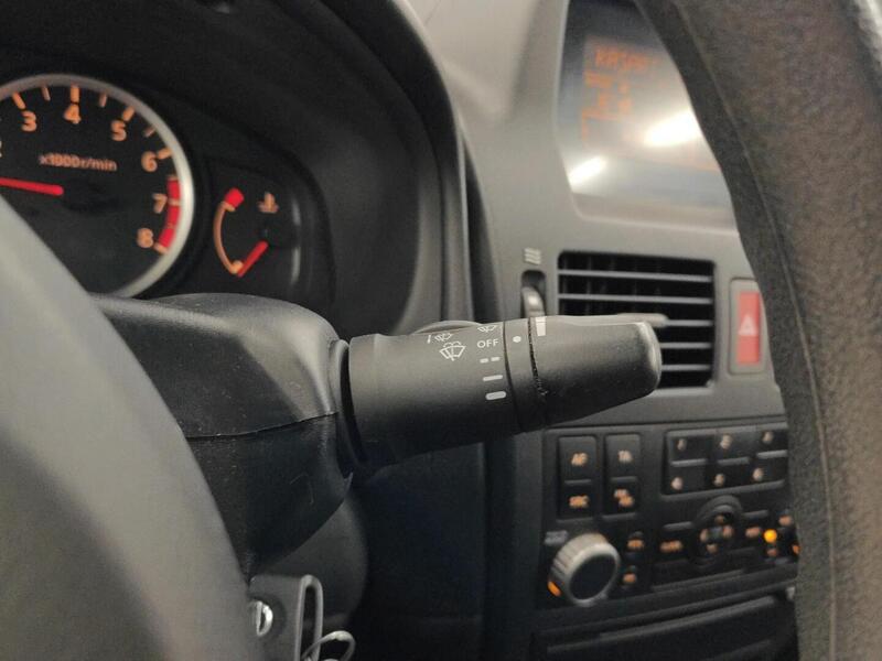 Nissan Almera vaihtoauto