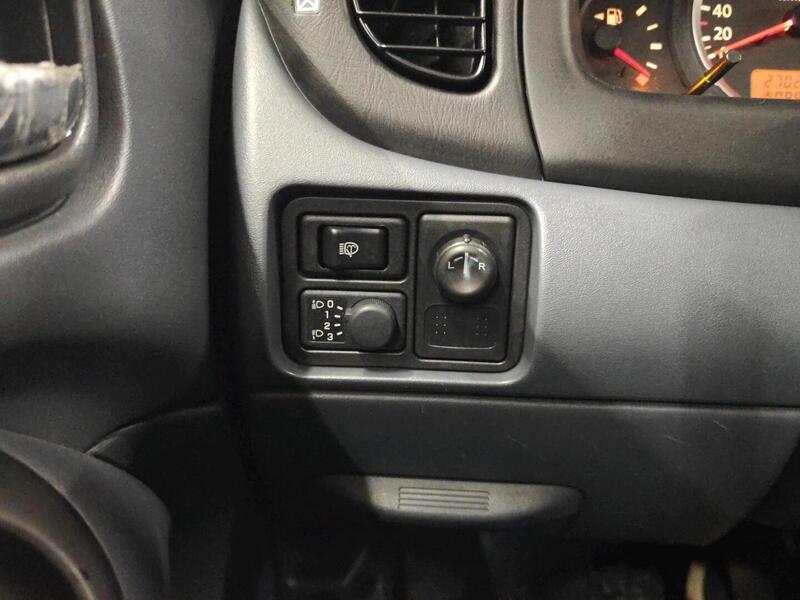 Nissan Almera vaihtoauto