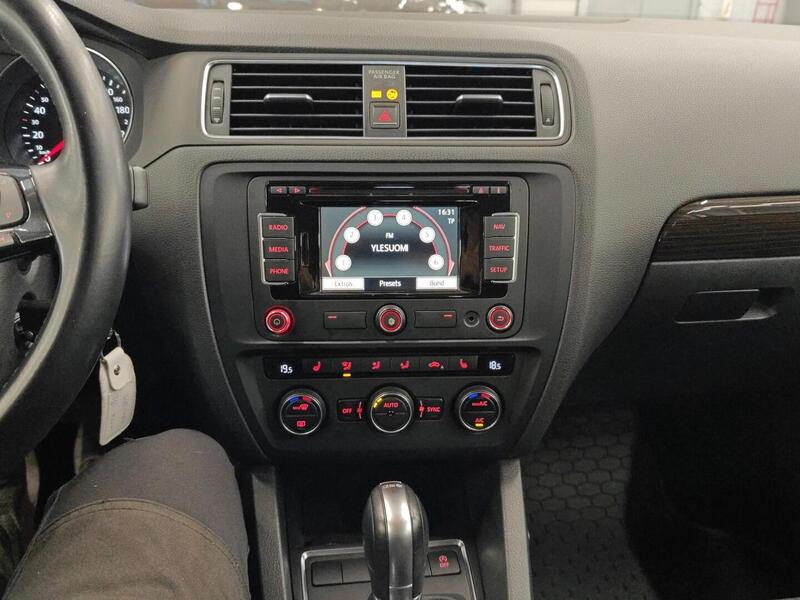 Volkswagen Jetta vaihtoauto