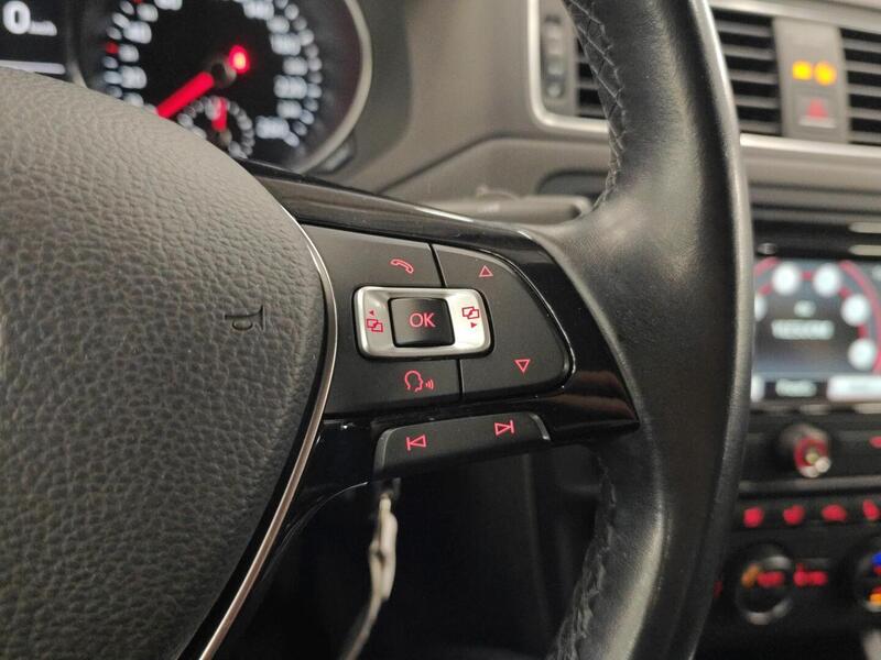 Volkswagen Jetta vaihtoauto