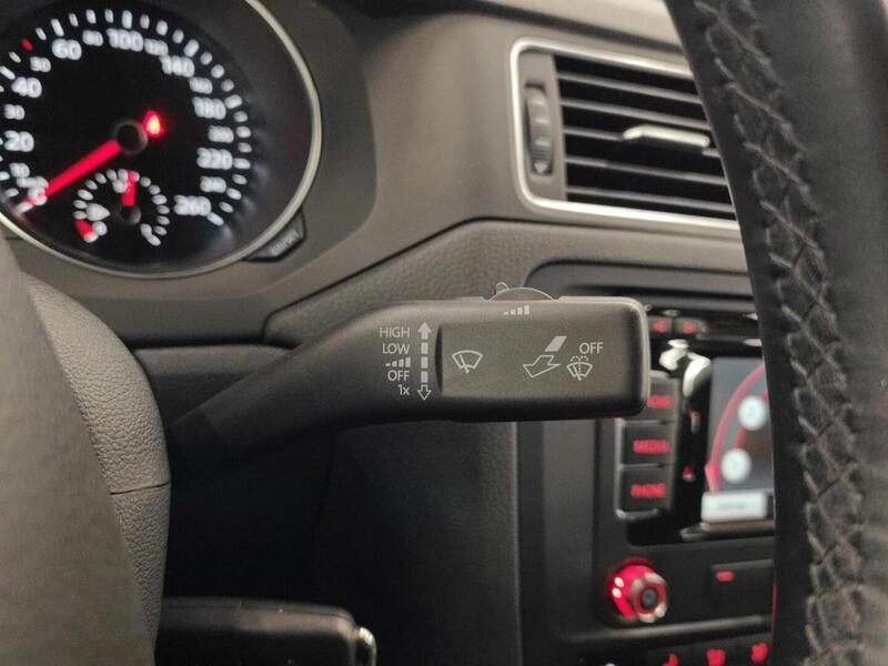 Volkswagen Jetta vaihtoauto