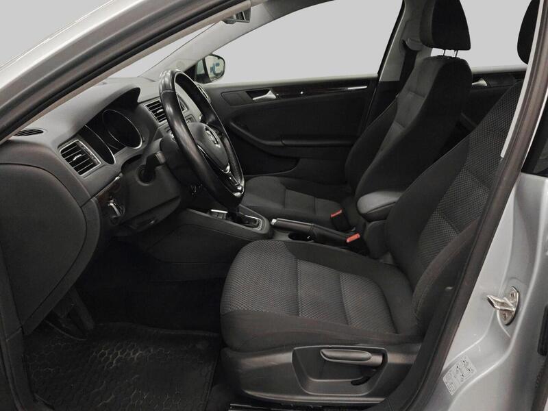 Volkswagen Jetta vaihtoauto