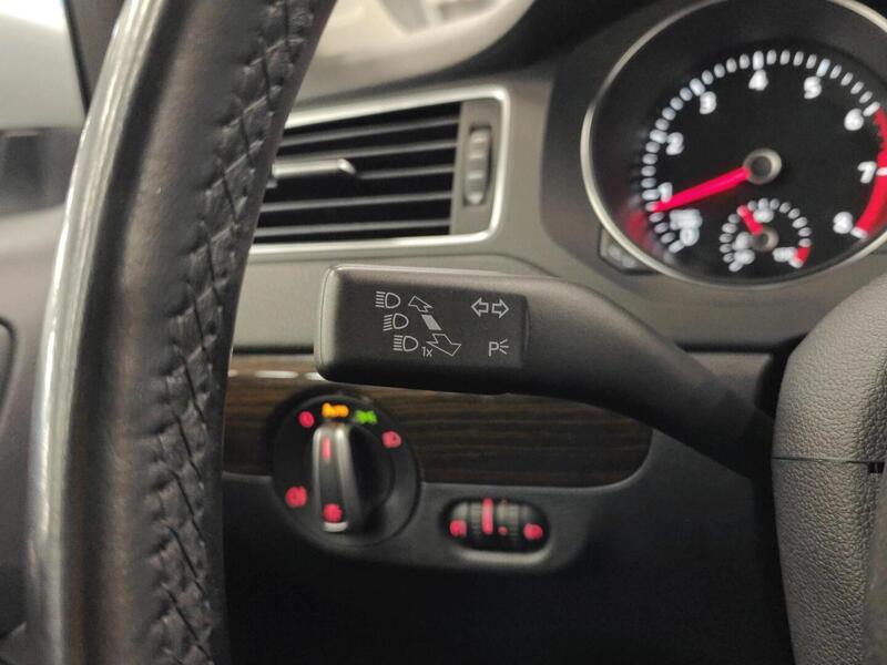 Volkswagen Jetta vaihtoauto